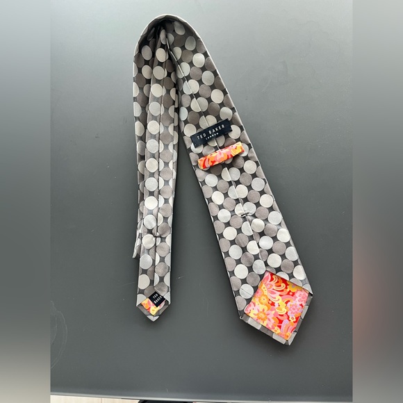 Ted Baker tie - Picture 2 of 3